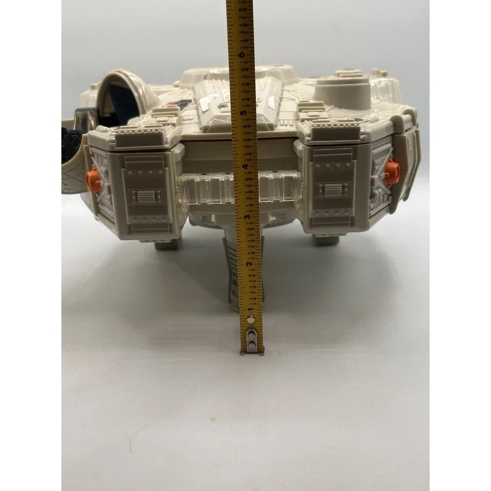 2011 Hasbro Star Wars Galactic Heroes Millennium Falcon Spaceship‎ Incomplete
